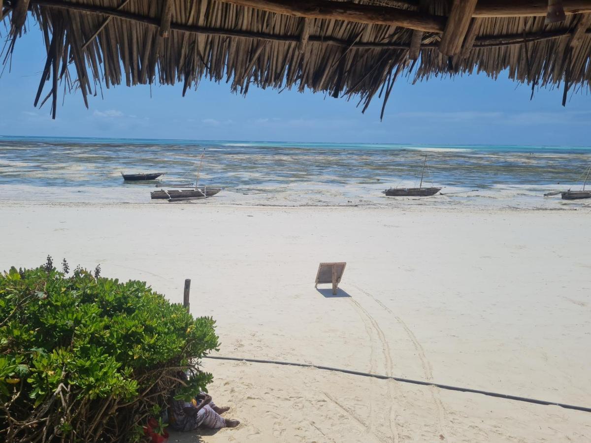 Beachfront Villa Ladha Ya Zanzibar Джамбиани Экстерьер фото